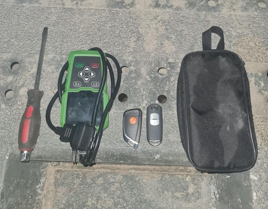اعتقال شابين من الجلزون بشبهة محاولة السرقة